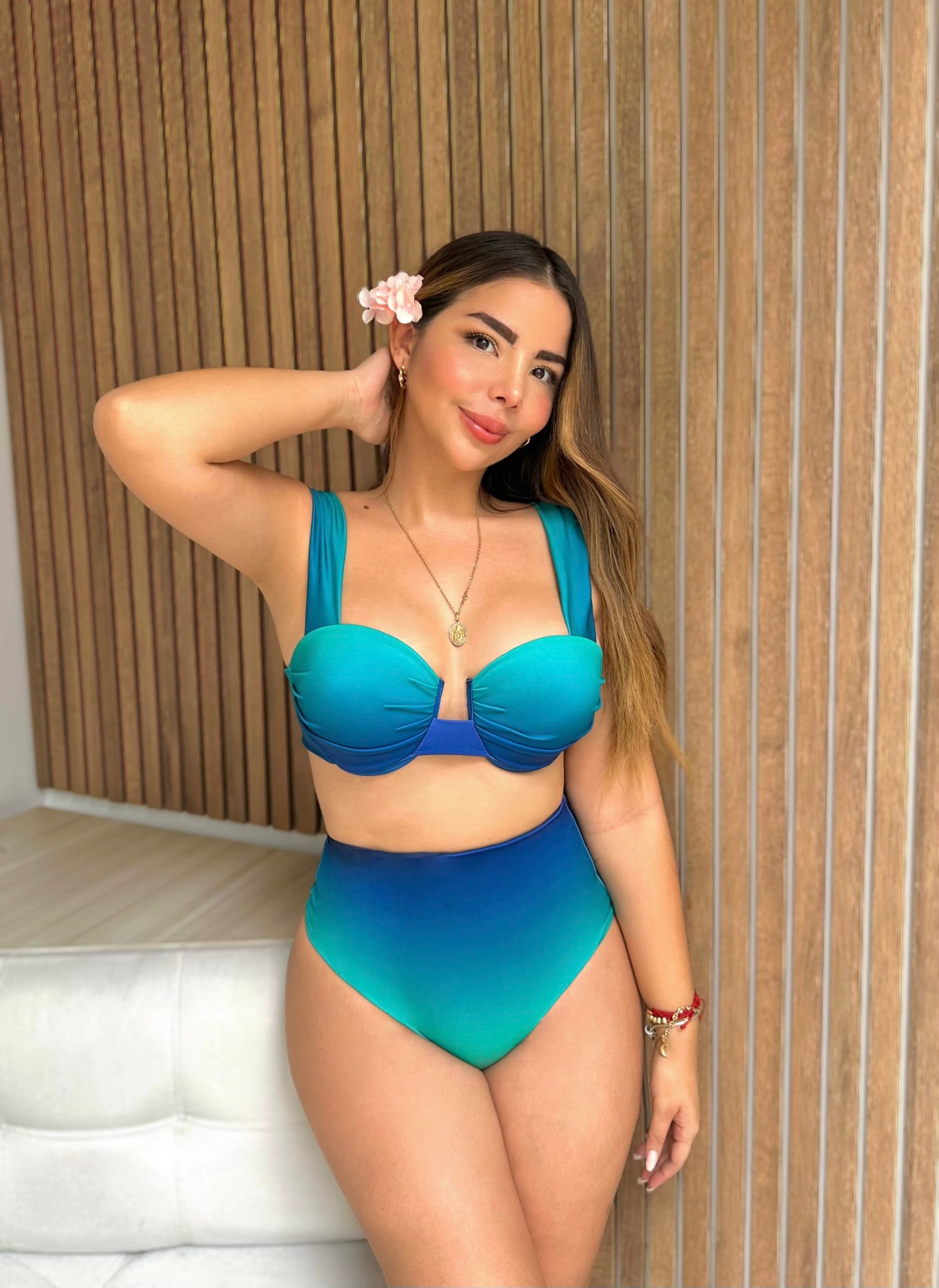 Traje de baño dos piezas tipo sirena degrade azul