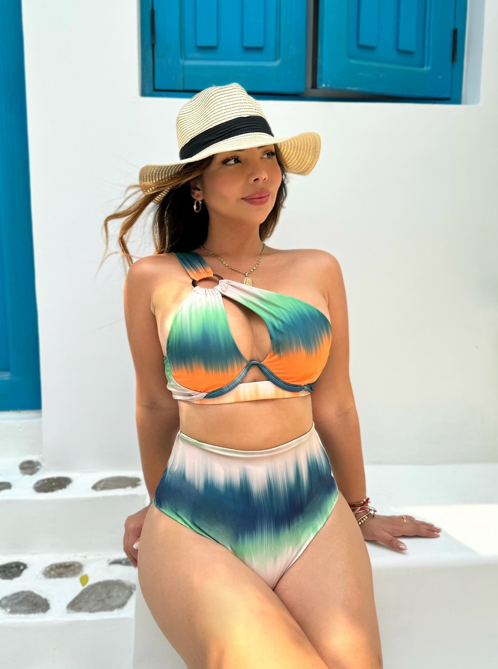 Traje de baño dos piezas degrade medio beso naranja verde beige
