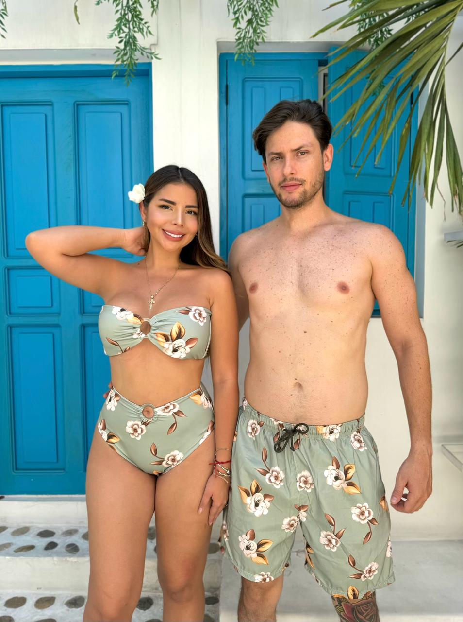 Combo de Pareja Dos piezas mas Pantaloneta para Caballero Estampado Verde Pastel