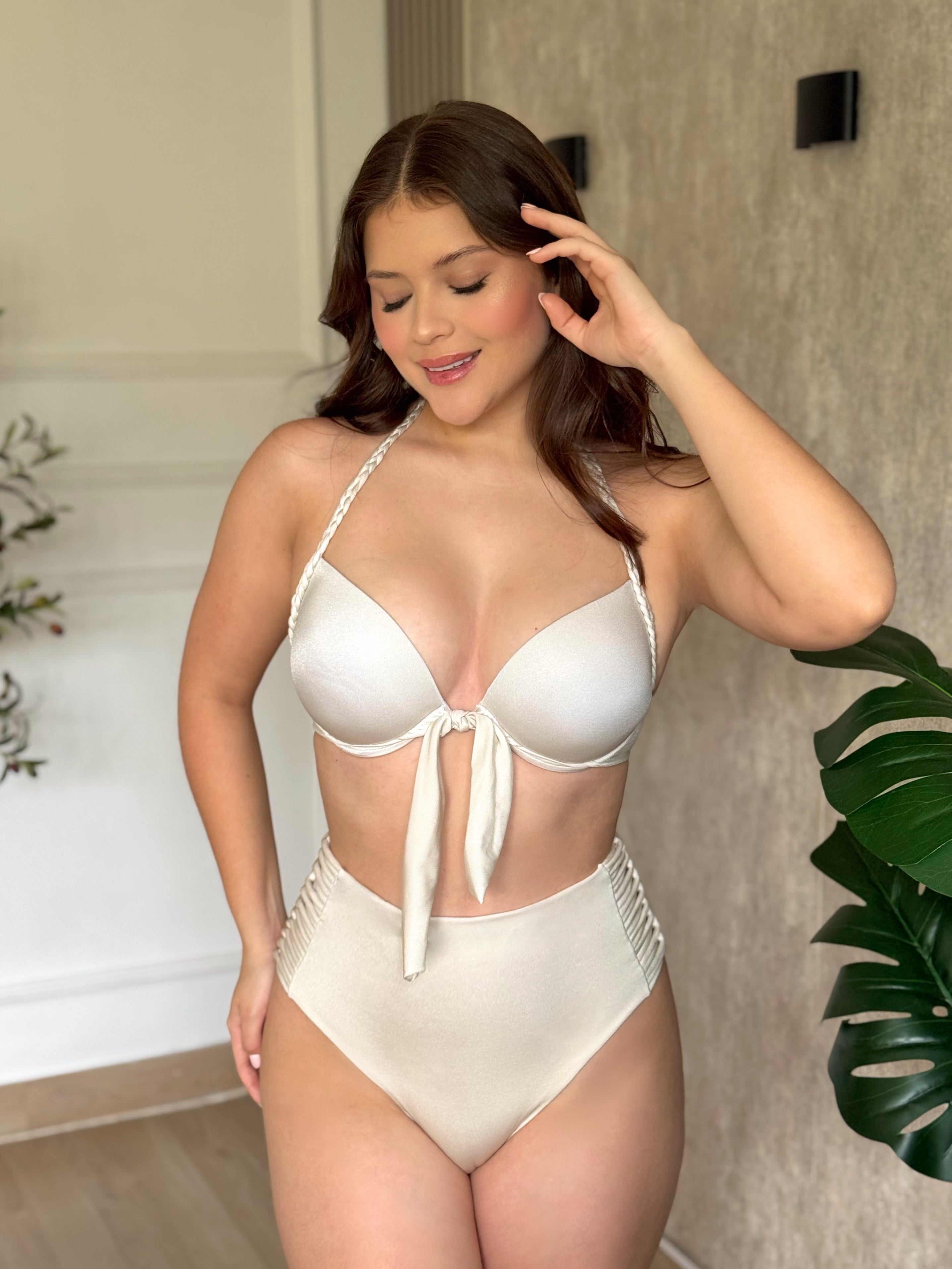 Traje de baño dos piezas moño prehormado