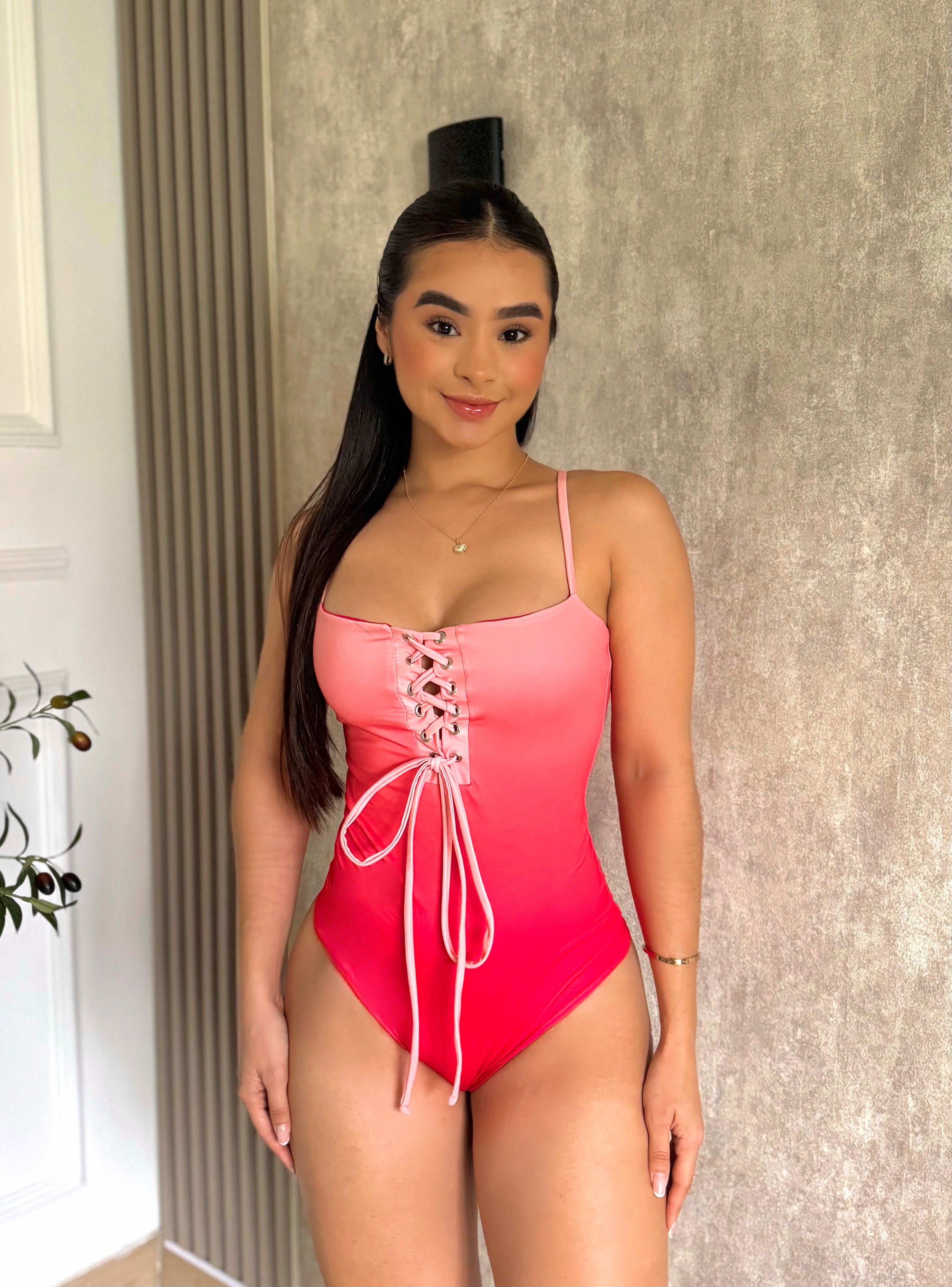 Traje de baño enterizo degrade nudo