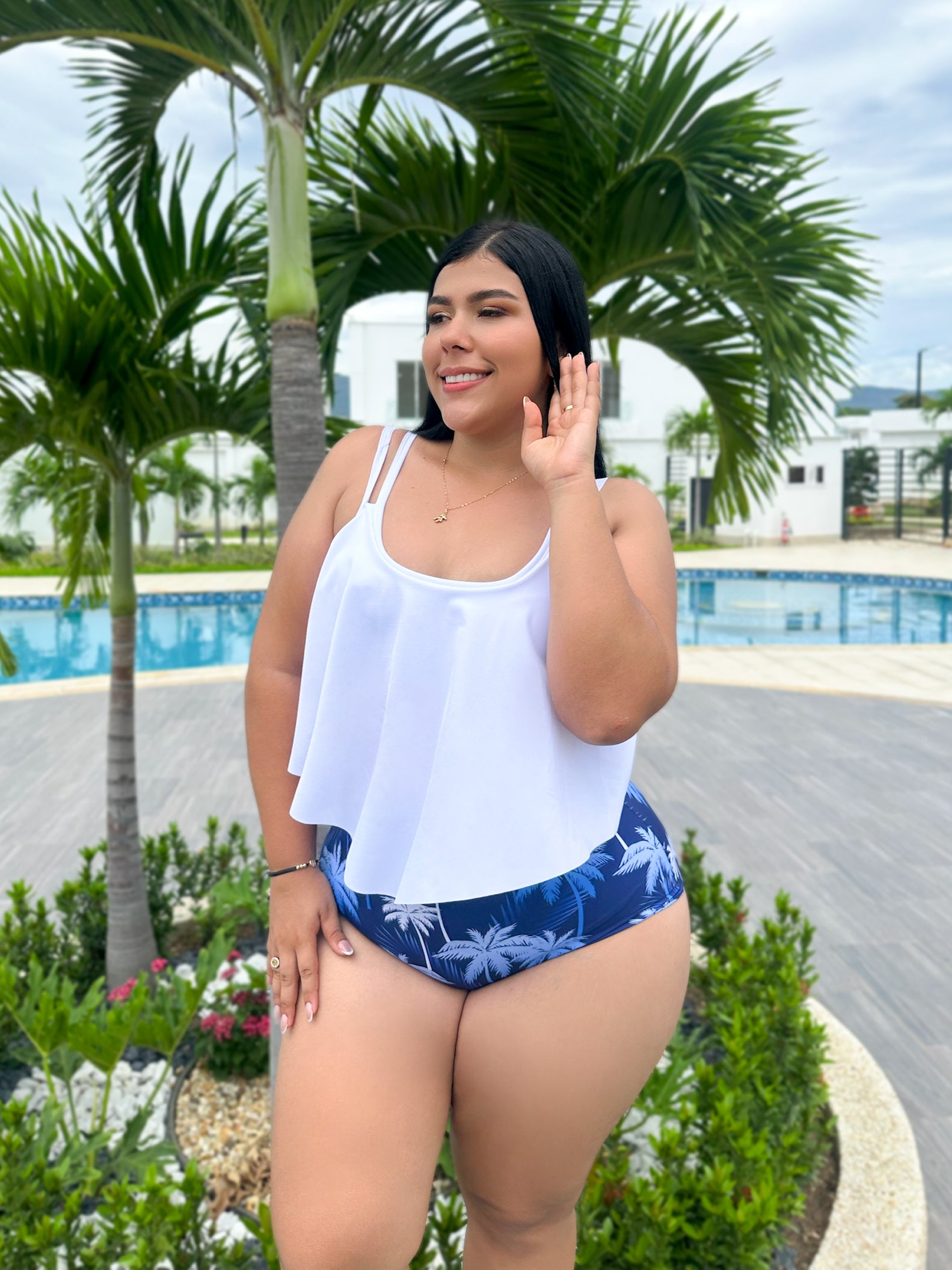 Traje de baño dos piezas top blanco largo panty súper alta palmeras tallas plus control abdomen